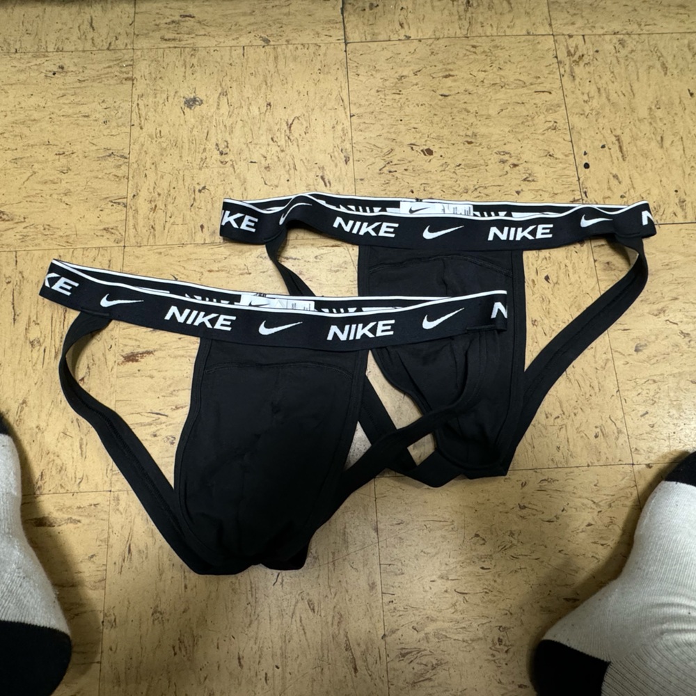Nike Men's Dri-FIT Essential Cotton Stretch Jock Strap - Picture 7 of 10